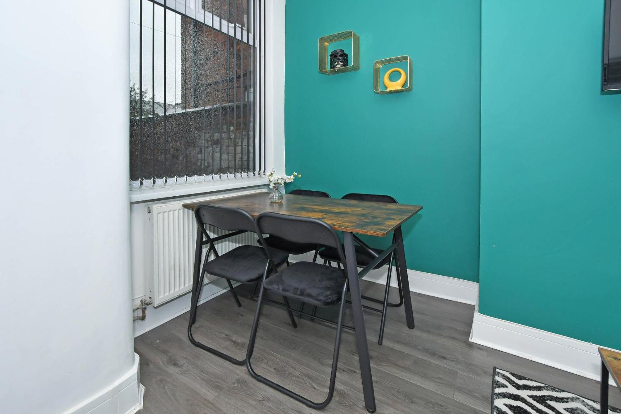 Townhouse @ 202 Walthall Street Crewe Bagian luar foto